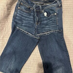 Women’s American Eagle Jeans, Size 6